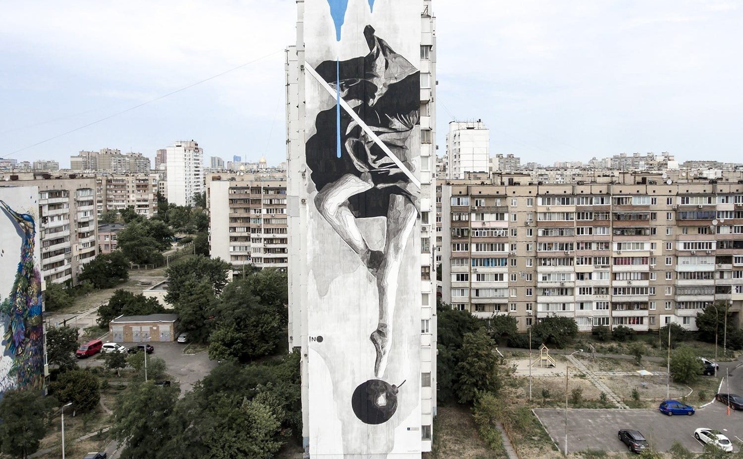 Мурал «Instability»
