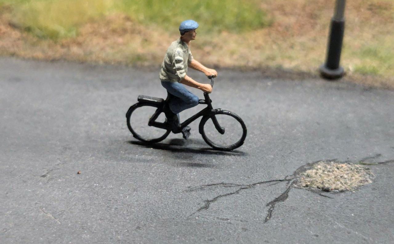 Велосипедист - Музей мініатюри Miniland.UA