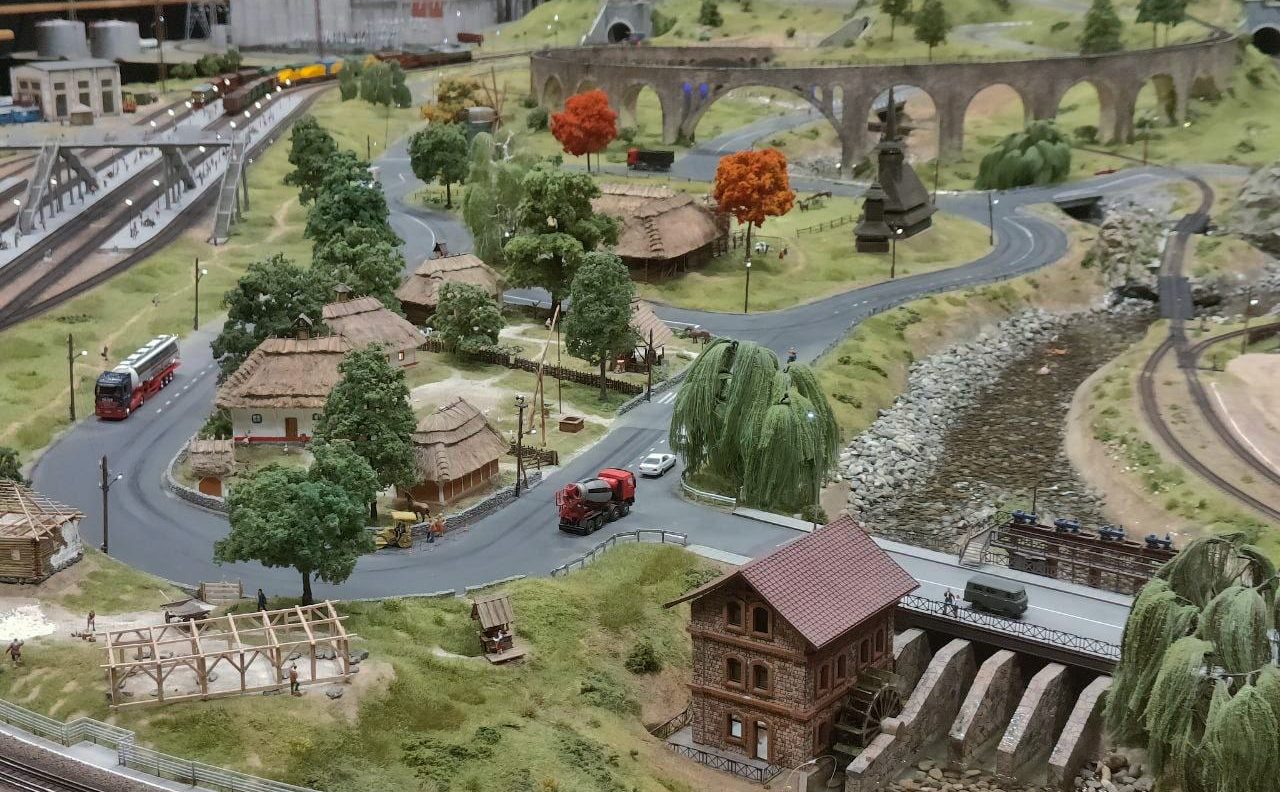 Світ музею мініатюри Miniland.UA