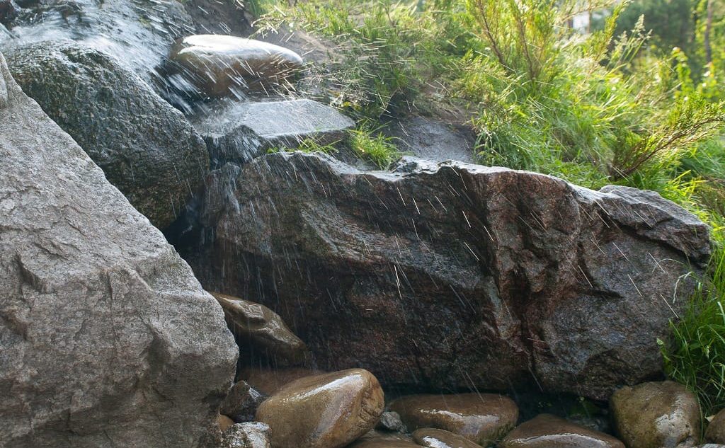 Водоспад у парку «Кіото»