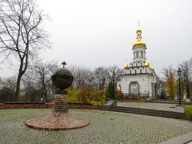 Площа Андрія Первозванного у Києві