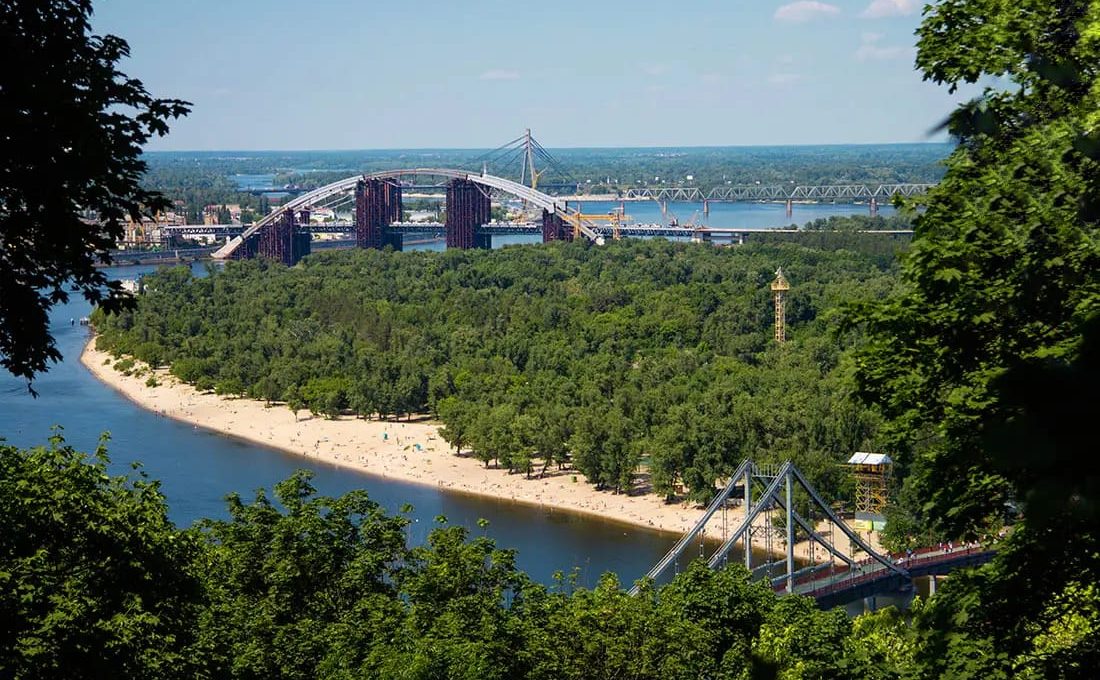 Подільський мостовий перехід у Києві