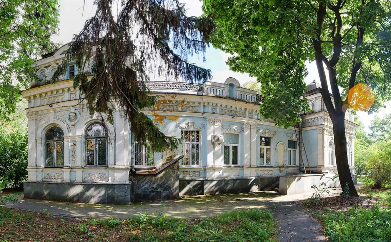 Дача Хрущова на вулиці Платона Майбороди