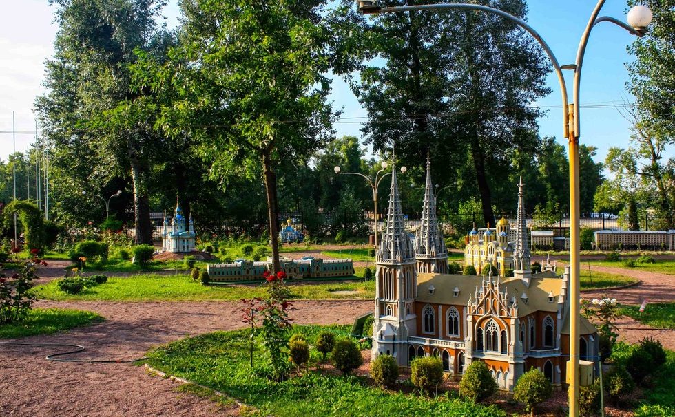 Костел Святого Миколая - «Україна в мініатюрі»