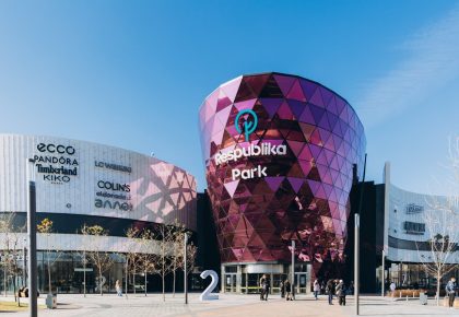 ТРЦ Respublika Park оптимізує витрати та підтримує енергосистему Києва