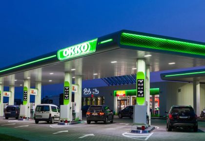 ОККО купує 50% мережі електрозаправок ТОКА