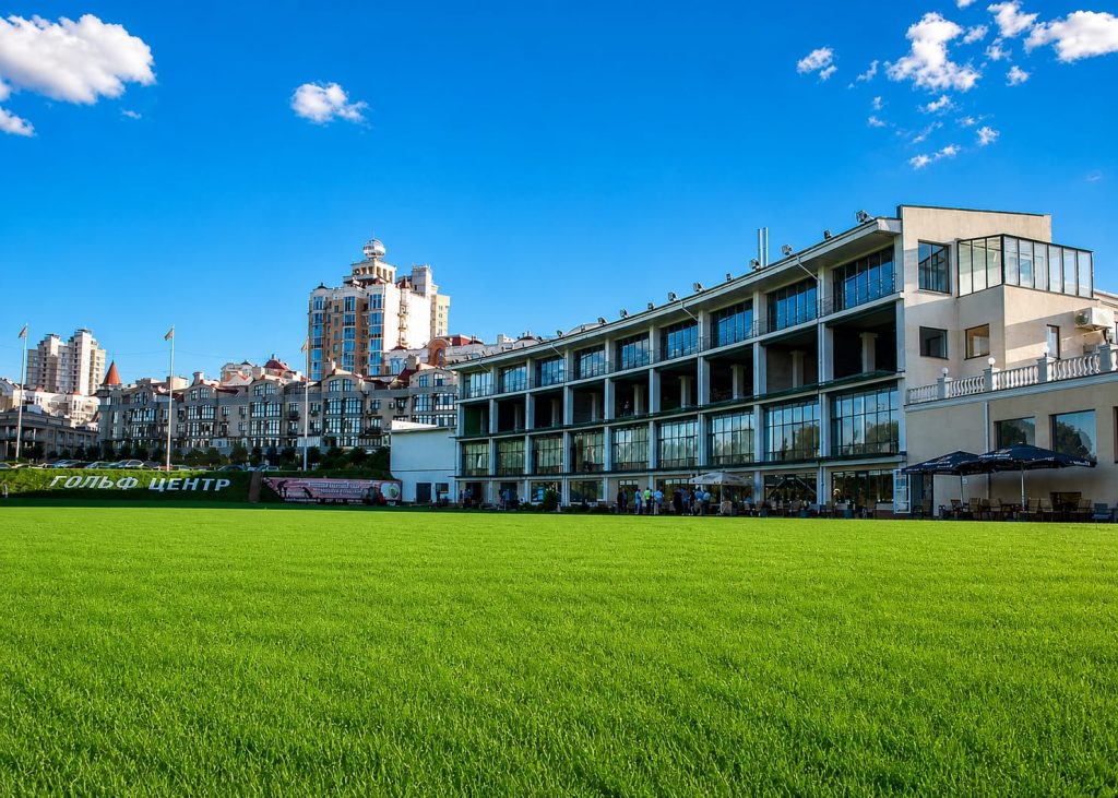 Де пограти в гольф у Києві та за містом - Kyiv Golf Center